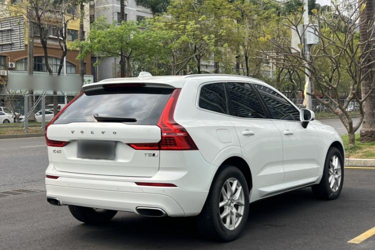 Used Volvo XC60 2019 T5 4x4 Smart Edition China VI Standard Exterior 3