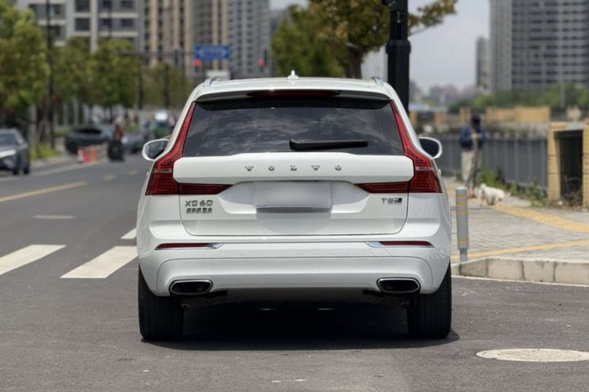 Used Volvo XC60 2019 T5 4x4 Smart Edition China VI Standard Exterior 4