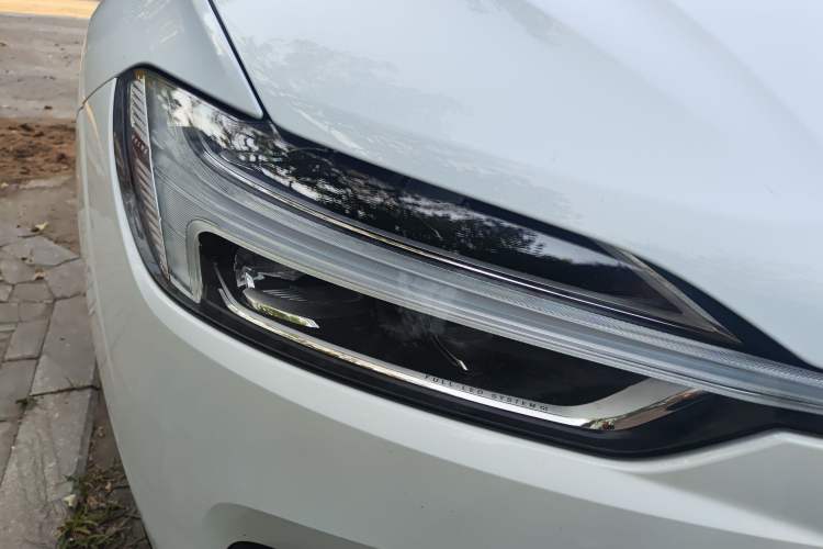 Used Volvo XC60 2019 T5 4x4 Zhiyuan Sport Edition China V Standard Exterior 6