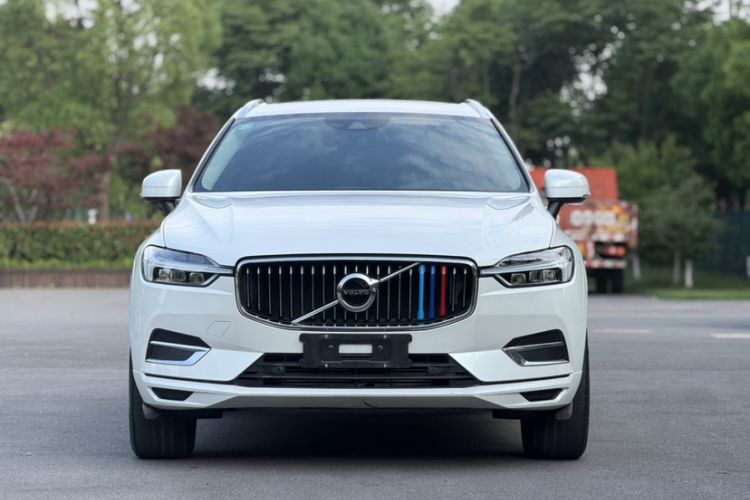 Used Volvo XC60 2019 T5 4x4 Smart Edition China VI Standard Exterior 6