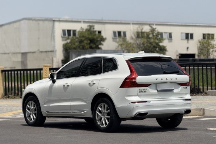 Used Volvo XC60 2019 T5 4x4 Smart Edition China VI Standard Exterior 8