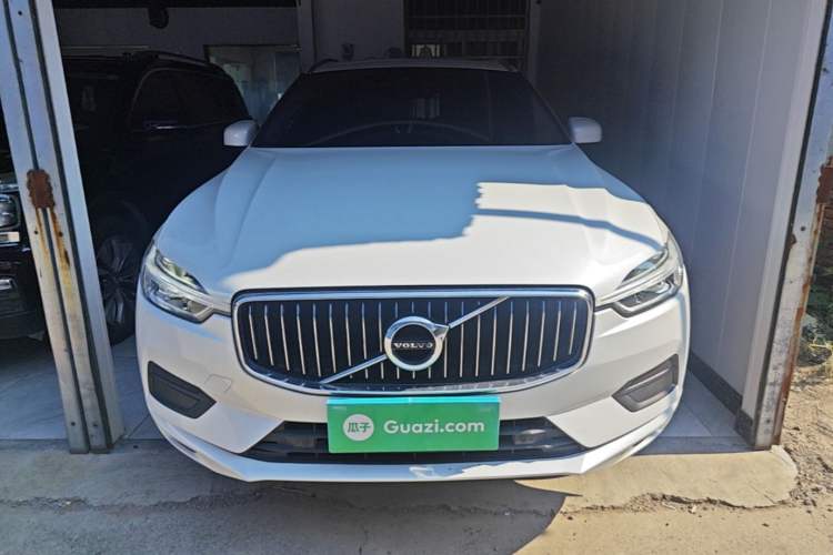 Used Volvo XC60 2019 T5 4x4 Smart Edition China V Standard Front