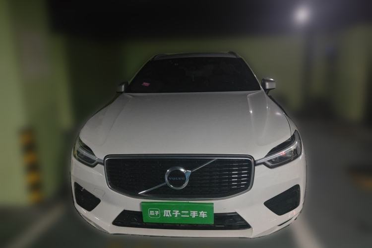 Used Volvo XC60 2019 T5 4x4 Smart & Dynamic Sport Edition China VI Standard Front