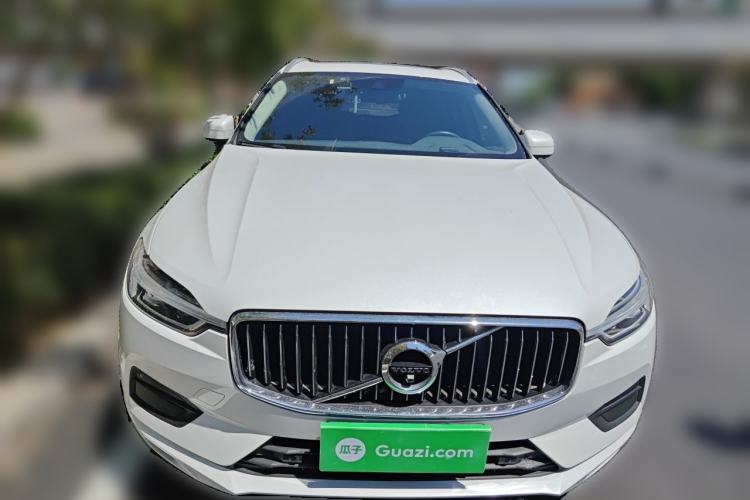 Used Volvo XC60 2019 T5 4x4 Smart Edition China VI Standard Front