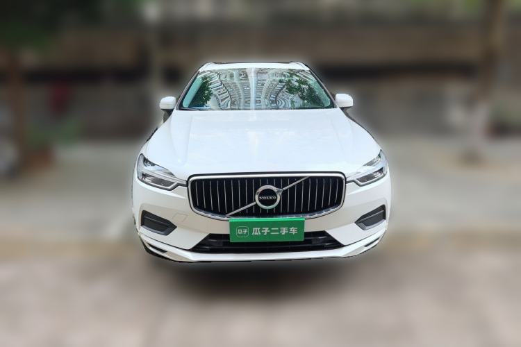 Used Volvo XC60 2019 T5 4x4 Smart Edition China VI Standard Front