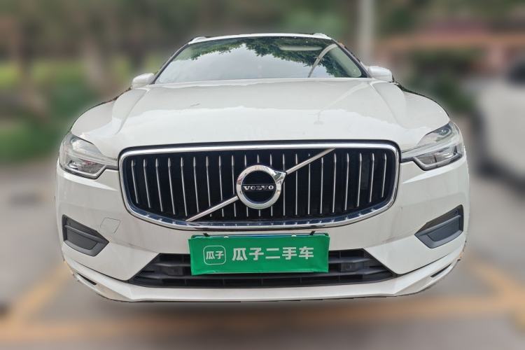Used Volvo XC60 2019 T5 4x4 Smart Edition China VI Standard Front