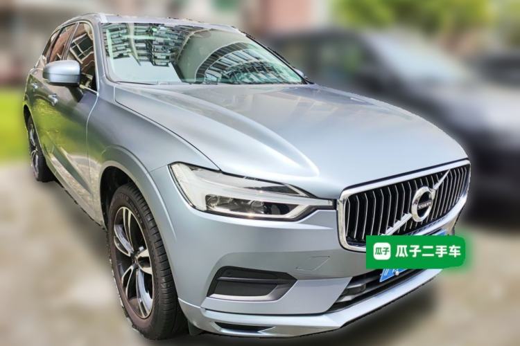 Used Volvo XC60 2019 T5 4x4 Smart Edition China V Standard Front Right 45 Deg