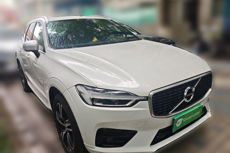 Used Volvo XC60 2019 T5 4x4 Zhiyuan Sport Edition China V Standard Front Right 45 Deg