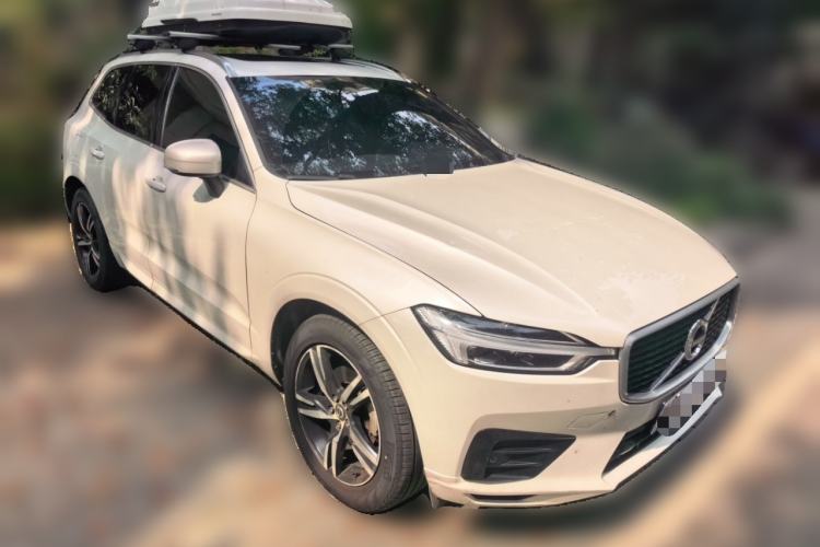 Used Volvo XC60 2019 T5 4x4 Zhiyuan Sport Edition China V Standard Front Right 45 Deg