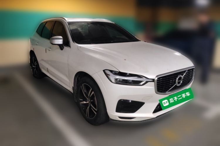 Used Volvo XC60 2019 T5 4x4 Zhiyuan Sport Edition China V Standard Front Right 45 Deg
