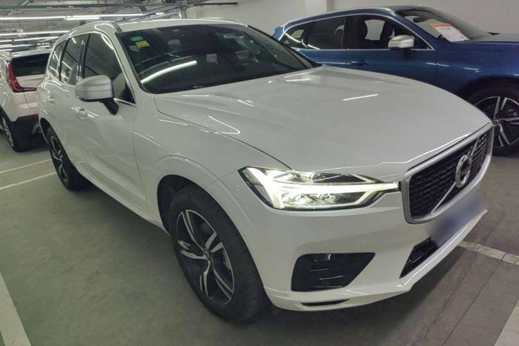Used Volvo XC60 2019 T5 4x4 Zhiyuan Sport Edition China V Standard Front Right 45 Deg