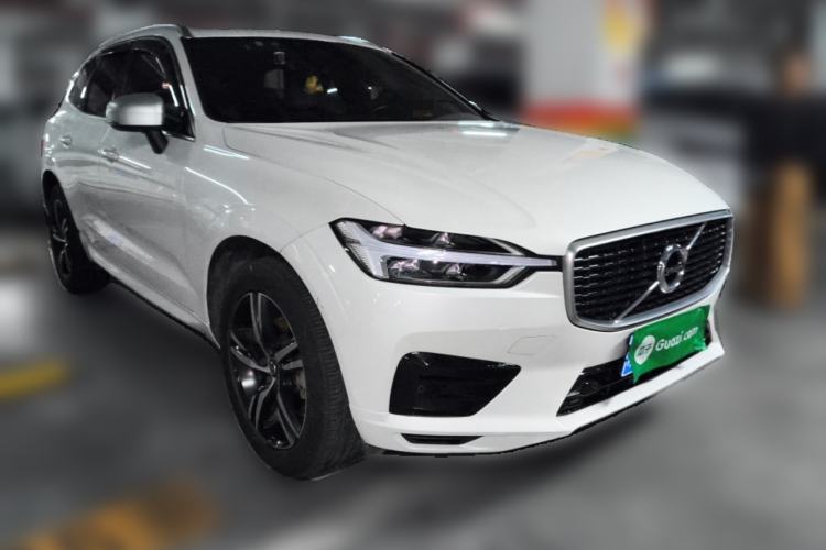 Used Volvo XC60 2019 T5 4x4 Zhiyuan Sport Edition China V Standard Front Right 45 Deg
