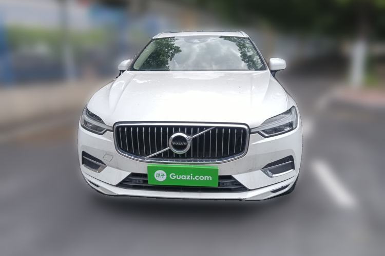 Used Volvo XC60 2019 T5 4x4 Smart Edition China VI Standard Front