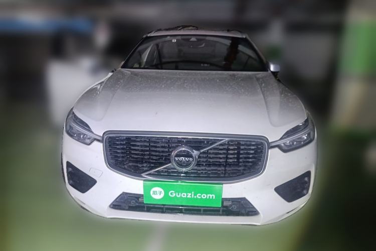 Used Volvo XC60 2019 T5 4x4 Smart & Dynamic Sport Edition China VI Standard Front