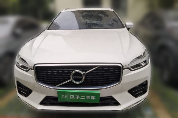 Used Volvo XC60 2019 T5 4x4 Smart & Dynamic Sport Edition China VI Standard Front