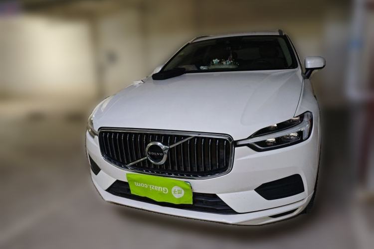 Used Volvo XC60 2019 T5 4x4 Smart Edition China VI Standard Front