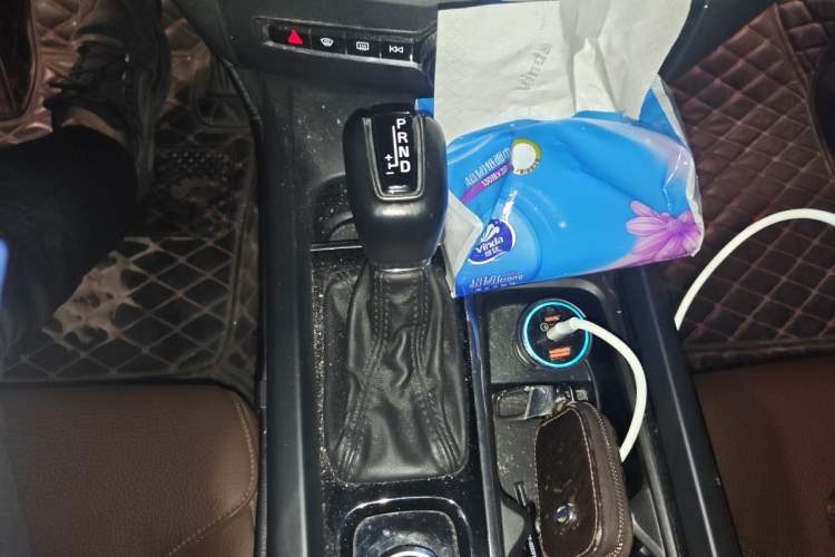 Used Volvo XC60 2019 T5 4x4 Smart Edition China V Standard Gear Lever