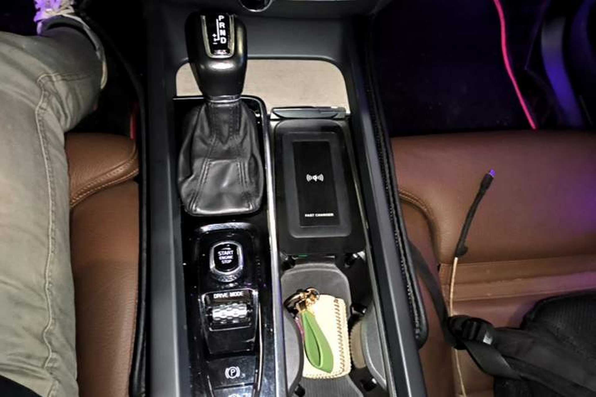 Used Volvo XC60 2019 T5 4x4 Zhiya Luxury Edition China VI Standard Gear Lever