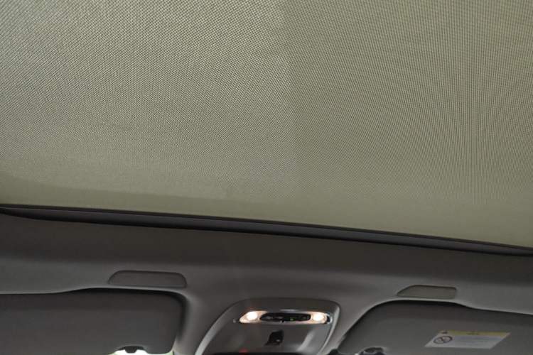 Used Volvo XC60 2019 T5 4x4 Smart Edition China VI Standard Headliner
