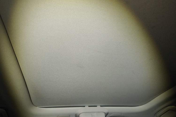 Used Volvo XC60 2019 T5 4x4 Smart Edition China VI Standard Headliner