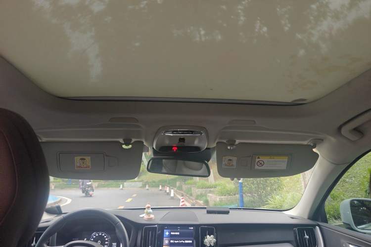 Used Volvo XC60 2019 T5 4x4 Smart Edition China V Standard Headliner