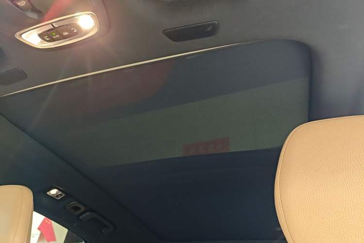 Used Volvo XC60 2019 T5 4x4 Smart Edition China V Standard Headliner