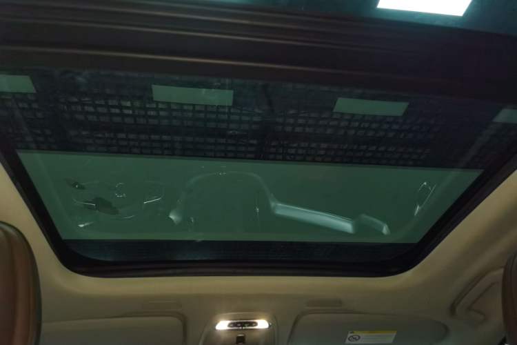 Used Volvo XC60 2019 T5 4x4 Zhiyuan Edition China VI Standard Headliner