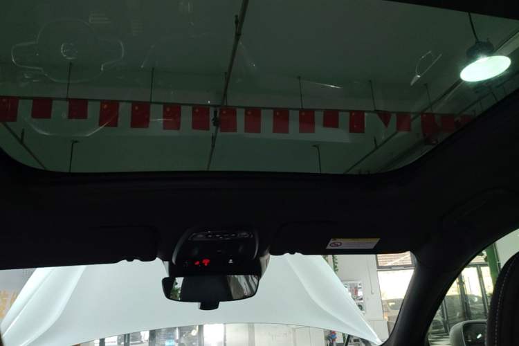 Used Volvo XC60 2019 T5 4x4 Smart & Dynamic Sport Edition China VI Standard Headliner