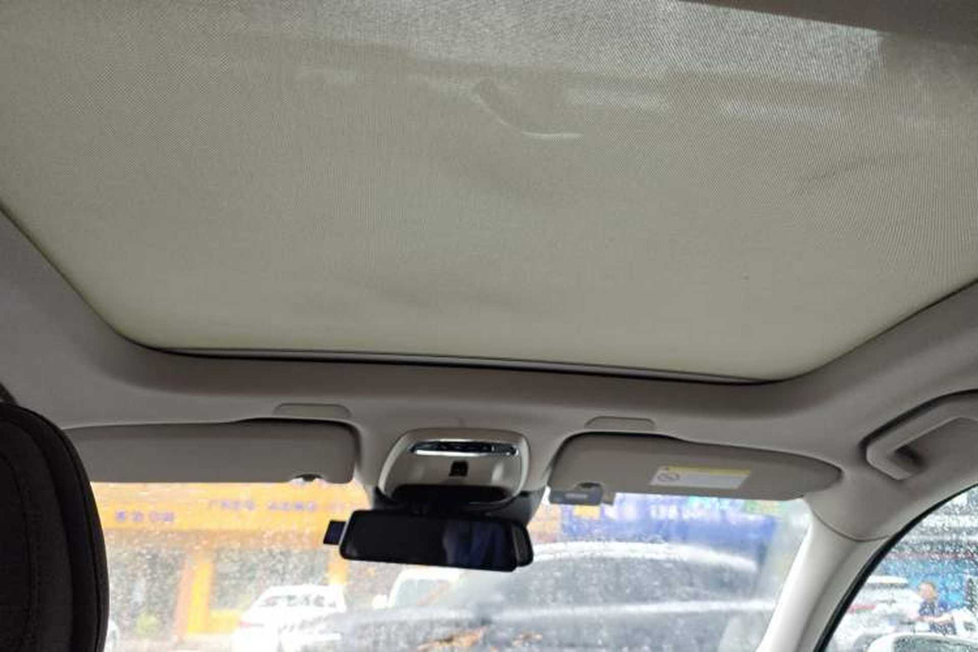 Used Volvo XC60 2019 T5 4x4 Smart Edition China VI Standard Headliner