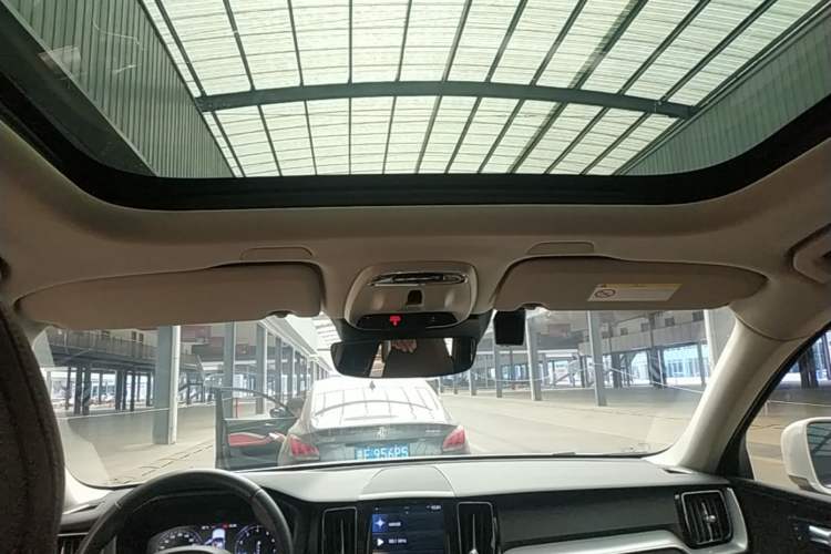 Used Volvo XC60 2019 T5 4x4 Zhiyuan Edition China VI Standard Headliner