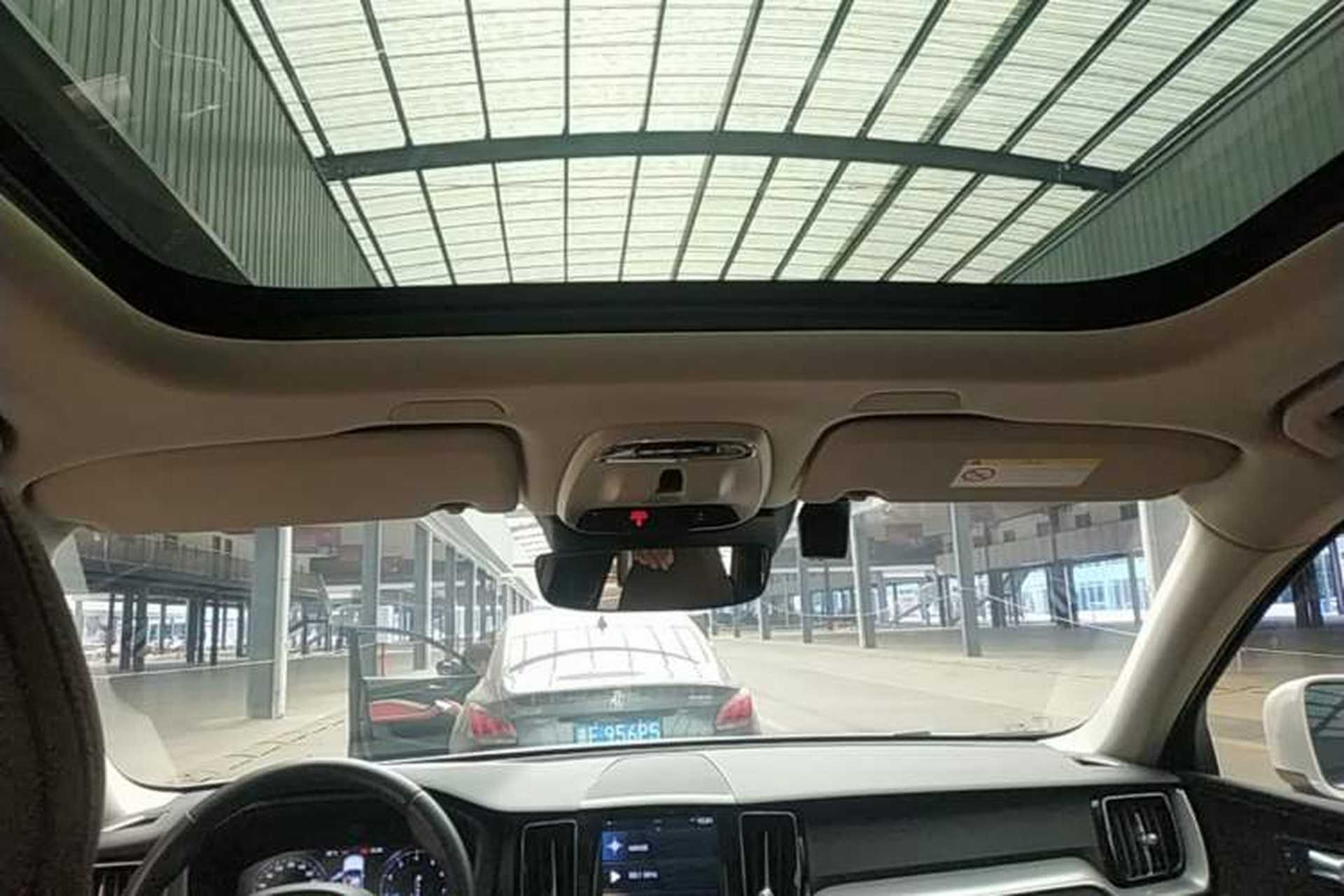 Used Volvo XC60 2019 T5 4x4 Zhiyuan Edition China VI Standard Headliner