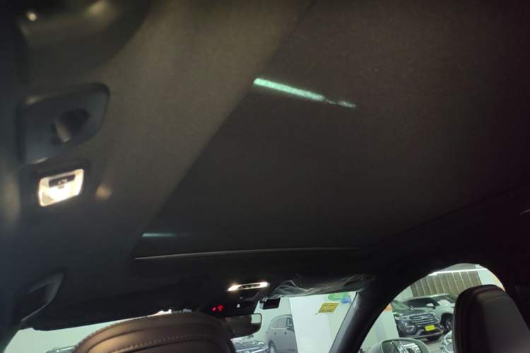 Used Volvo XC60 2019 T5 4x4 Zhiyuan Sport Edition China V Standard Headliner