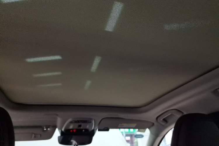 Used Volvo XC60 2019 T5 4x4 Zhiyuan Edition China VI Standard Headliner