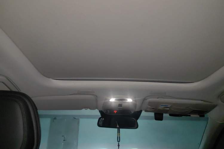 Used Volvo XC60 2019 T5 4x4 Smart Edition China V Standard Headliner