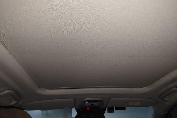 Used Volvo XC60 2019 T5 4x4 Smart Edition China V Standard Headliner