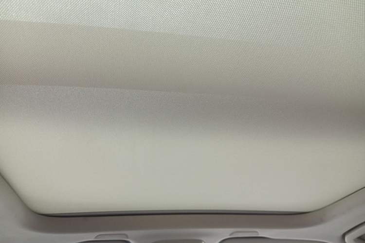 Used Volvo XC60 2019 T5 4x4 Smart Edition China VI Standard Headliner