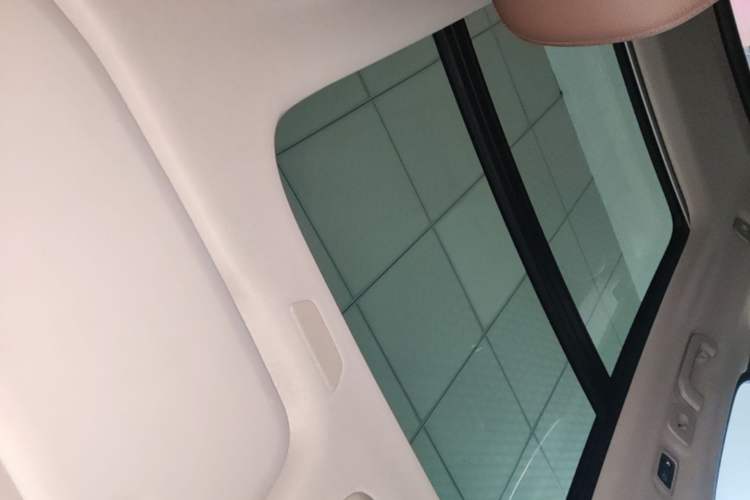 Used Volvo XC60 2019 T5 4x4 Smart Edition China VI Standard Headliner