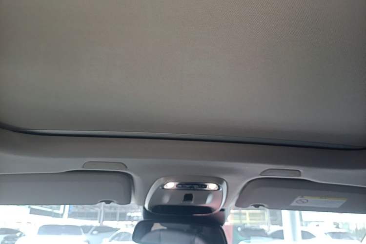 Used Volvo XC60 2019 T5 4x4 Smart Edition China VI Standard Headliner