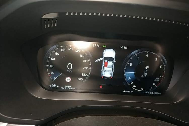 Used Volvo XC60 2019 T5 4x4 Smart Edition China V Standard Instrument Cluster