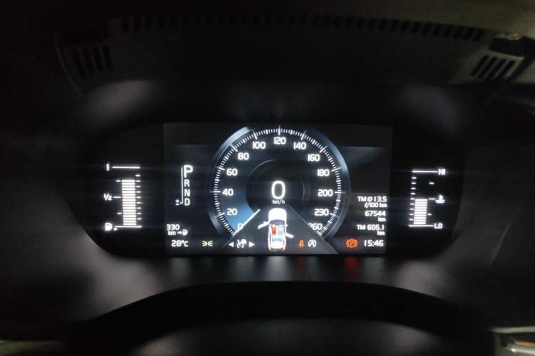 Used Volvo XC60 2019 T5 4x4 Smart Edition China VI Standard Instrument Cluster
