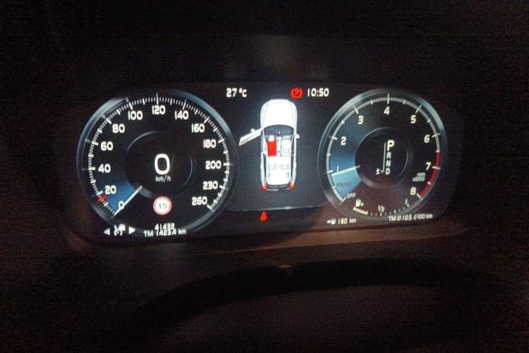 Used Volvo XC60 2019 T5 4x4 Smart Edition China V Standard Instrument Cluster