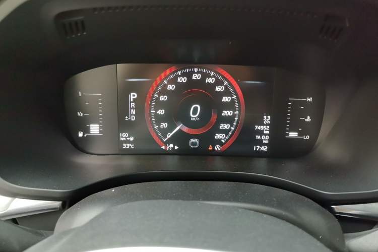 Used Volvo XC60 2019 T5 4x4 Smart Edition China V Standard Instrument Cluster
