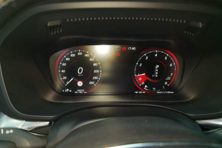 Used Volvo XC60 2019 T5 4x4 Zhiyuan Edition China VI Standard Instrument Cluster