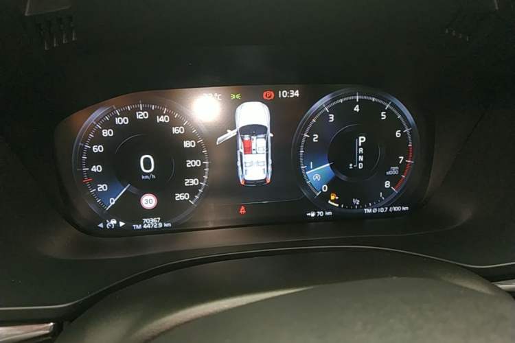 Used Volvo XC60 2019 T5 4x4 Zhiyuan Edition China VI Standard Instrument Cluster