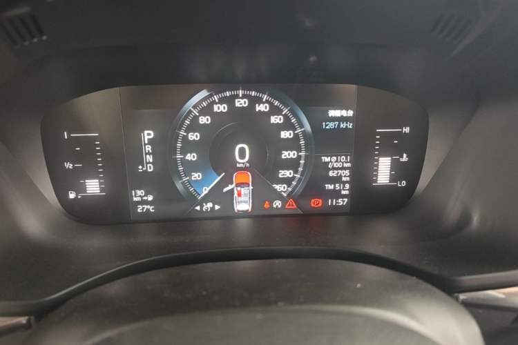 Used Volvo XC60 2019 T5 4x4 Smart Edition China VI Standard Instrument Cluster
