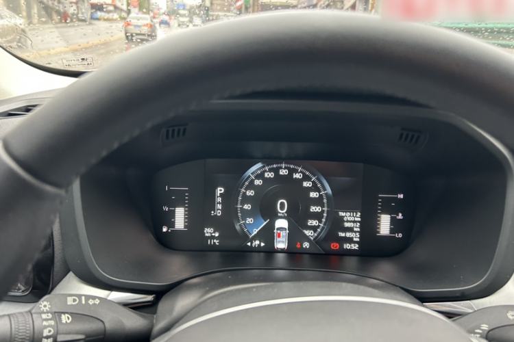 Used Volvo XC60 2019 T5 4x4 Smart Edition China VI Standard Interior 1