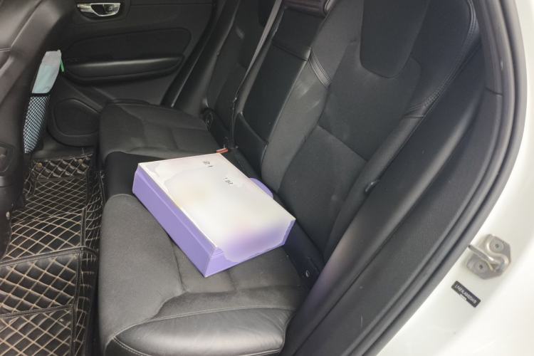 Used Volvo XC60 2019 T4 Zhiyi Edition China V Standard Interior 4