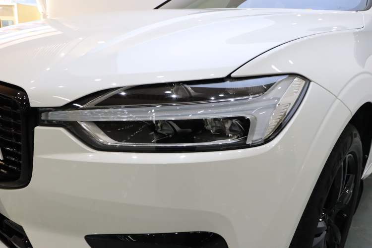 Used Volvo XC60 2019 T5 4x4 Smart & Dynamic Sport Edition China VI Standard Left Front Headlight