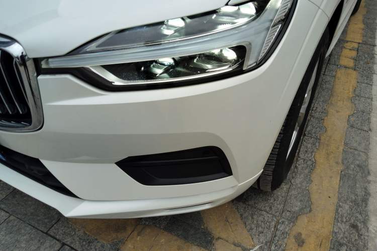 Used Volvo XC60 2019 T5 4x4 Smart Edition China VI Standard Left Front Headlight