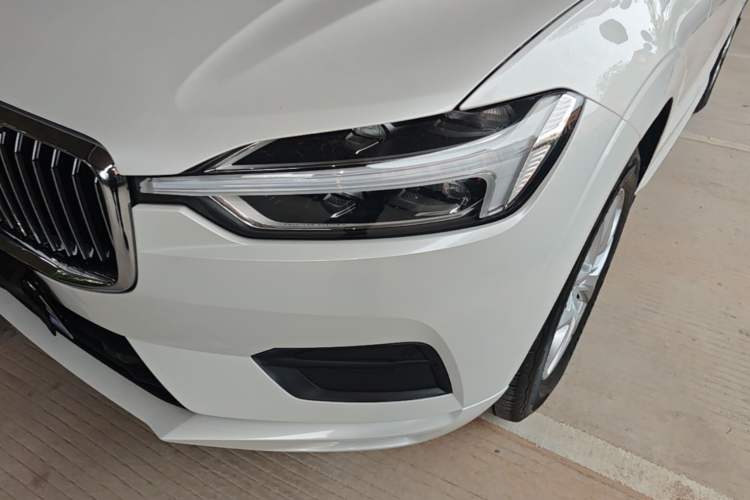Used Volvo XC60 2019 T5 4x4 Smart Edition China VI Standard Left Front Headlight
